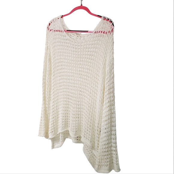 POL Openwork Crochet Knit Flare Sleeve Top Cover Up - Medium, Ivory - Picture 7 of 9